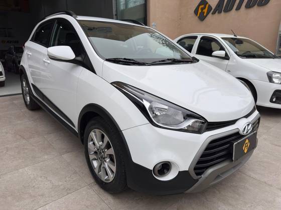 HYUNDAI HB20X 1.6 16V STYLE FLEX 4P AUTOMÁTICO